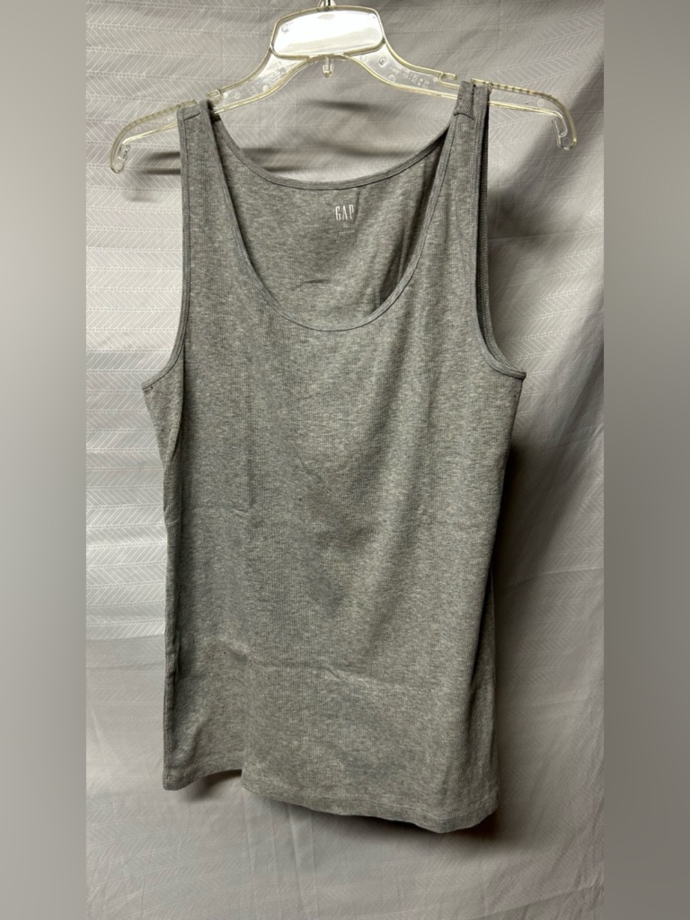 GAP Heather Gray Scoop Neck Tank Top